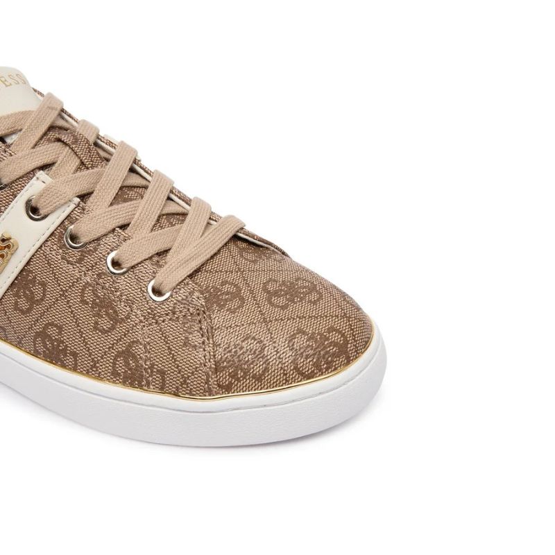 GUESS cipő BRITZ barna