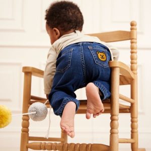 BABY FIÚ SORTOK ÉS NADRÁGOK